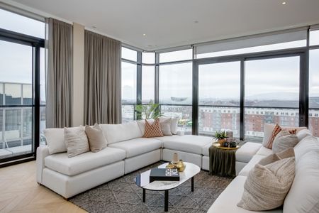 Three Bedroom Penthouse @ OPUS, 6 Hanover Quay, Grand Canal Dock, Dublin 2. - Photo 3