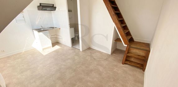 Location Appartement 1 pièce 13m² - Photo 2