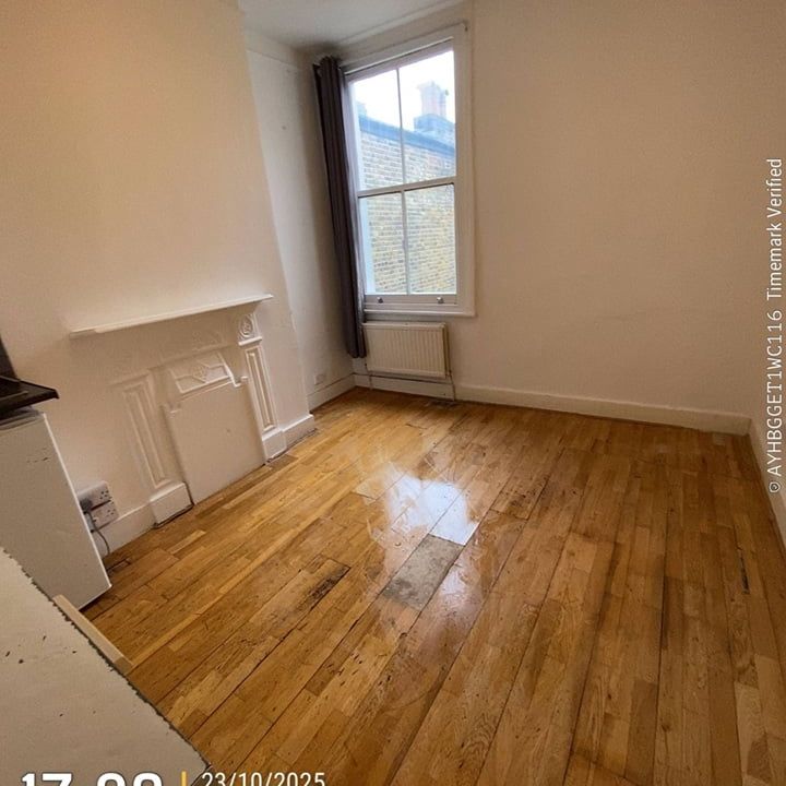 Studio Flat, Clifford Gardens, NW10 - Photo 1