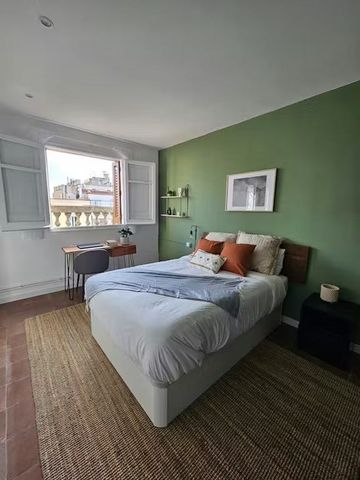 Carrer d'Enric Granados, Barcelona, Catalonia 08008 - Photo 4