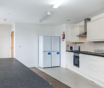 1 bedroom flat to rent - Photo 5