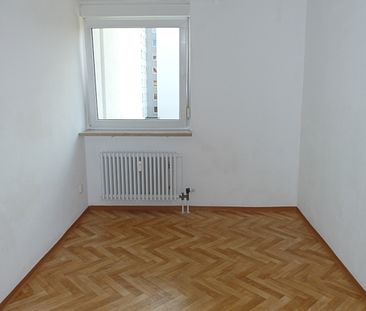 90473 Nürnberg Giesbertstraße, Balkonwohnung mieten mit 2,5 Zimmer GBS553 - Foto 2