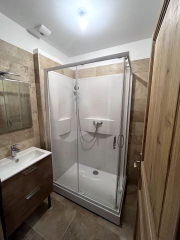 Location Appartement 2 pièces 56m² - Photo 4