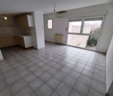Location appartement 2 pièces - 46m² à Cavaillon (84300) - Photo 1