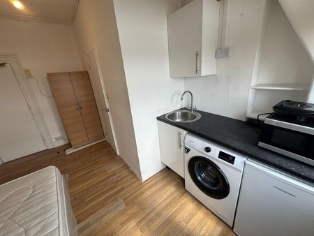 1 Bed Flat, London Road, CR0 - Photo 4