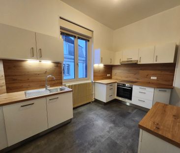 Location Appartement 4 pièces 94m² - Photo 6