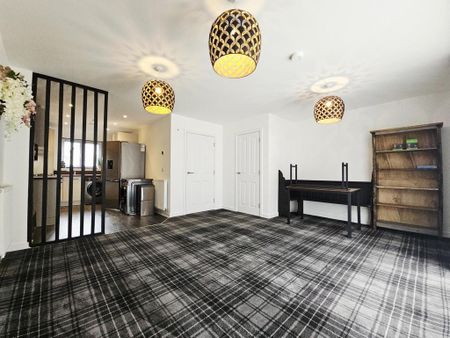 3 bedroom semi-detached house to rent - Photo 2