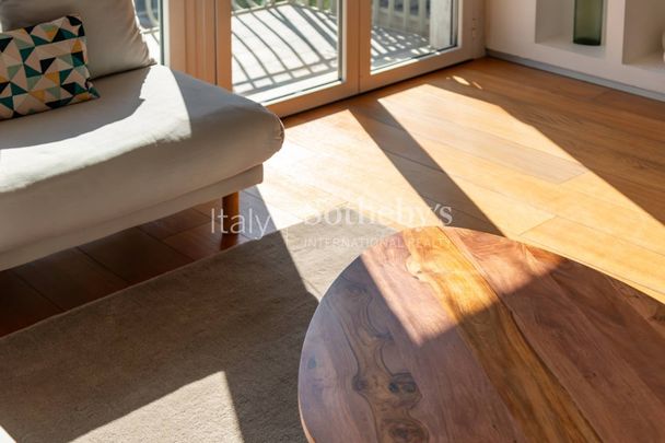 Bright and elegant apartment in the heart of Milan - Photo 1