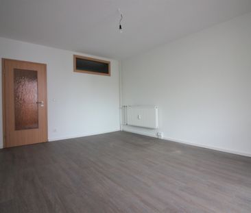 Singelwohnung mit Einbauküche - Photo 1