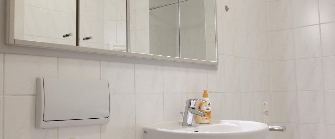 ** 2-Zimmer-Whg. mit 2 Balkonen in ruhiger Wohnlage ** - Foto 1