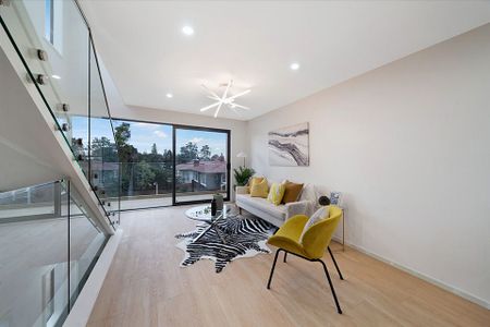 Modern 3-Bedroom Home - Photo 5