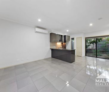 Private and Exceptionally Located - Photo 1