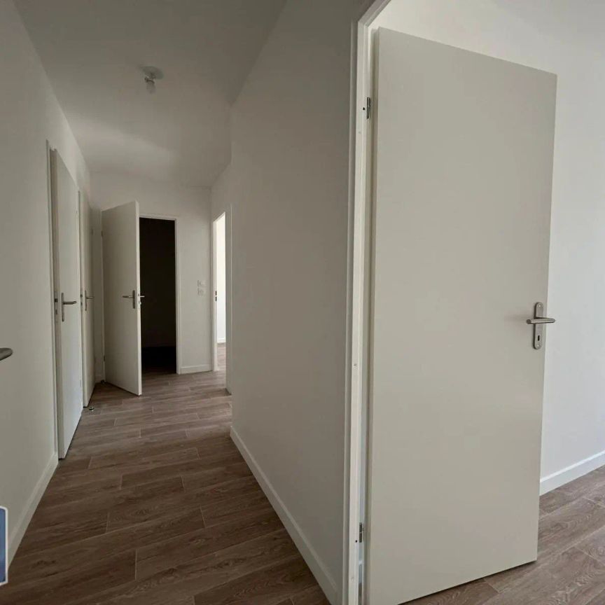 Appartement à louer 4 pièces 80.06m² - Photo 1