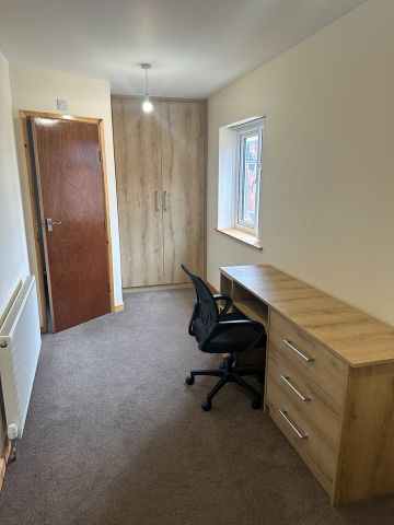 2 Bed Flat, Lorne Road, LE2 - Photo 4