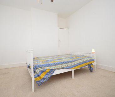 3 bedroom end of terrace house to rent - Photo 6