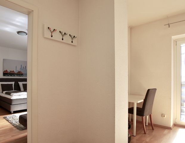 Schön möbliertes Apartment mit Balkon im Rathenauviertel - Foto 1