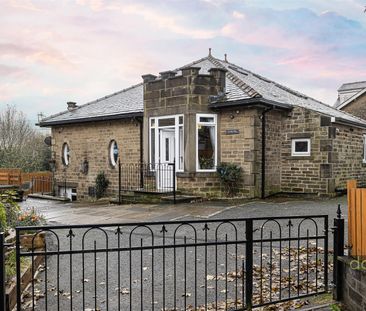 5 bed detached house to rent in Coach Road, Ripponden - Photo 3