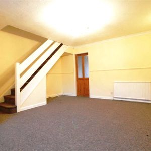 Howden Close, Reddish, Stockport, SK5 6XW - Photo 2