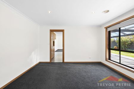 3 Shasta Dr, Delacombe VIC 3356 - Photo 3