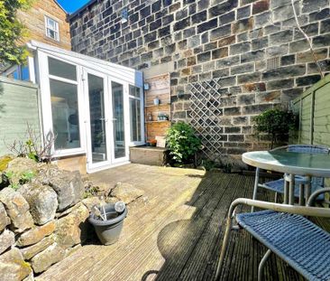 2 bedroom end of terrace house to rent - Photo 3