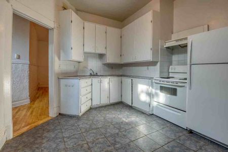 3427 Rue de Bullion apartment — Montréal, QC (4-Bedroom) - 4 Bedroom - Photo 2