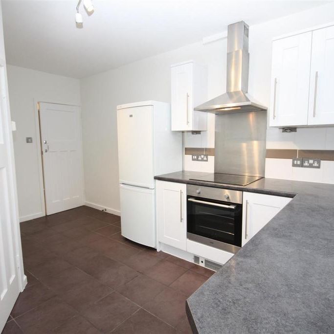 2 bedroom maisonette to rent - Photo 1
