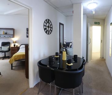 Cumberland Street, Bristol - Photo 1