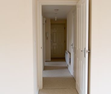 Light, Spacious and Modern 2 Bedroom Apartment to Let in Soham - Photo 4