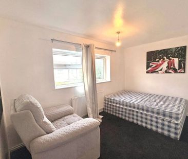 Peckforton Way, Upton, CHESTER - Photo 4