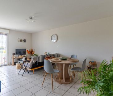 Location Appartement 2 pièces 47m² MARMANDE 47200 - Photo 2