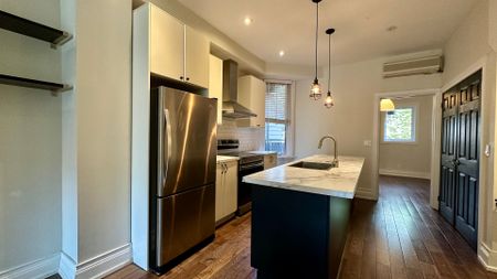 For Lease - 92 Caroline Avenue Unit# 1, Toronto, Ontario - Photo 3