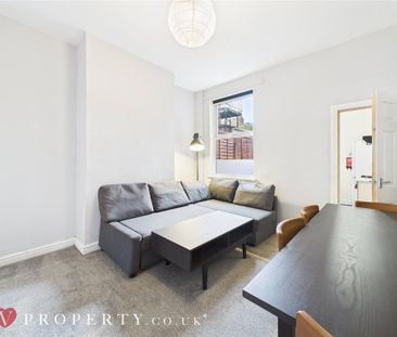 4 bedroom terraced house to rent - Photo 4