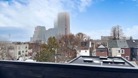 For Lease - 14 Salem Avenue Unit# 3, Toronto, Ontario - Photo 4