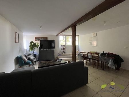 Location Appartement 4 pièces 100m² ST LEONARD DE NOBLAT 87400 - Photo 2