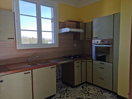 Location Appartement 3 pièces 77m² PONT L EVEQUE 14130 - Photo 5