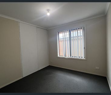 3 Bedroom In Great Location - Photo 2