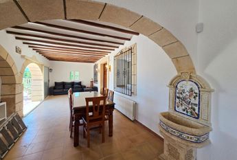 WIDE ESTATE FOR RENT IN TEULADA FOR LONG TERM