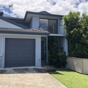 Super Modern Deluxe Townhouse - Photo 2