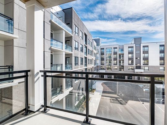 For Lease - 3250 Carding Mill Trail Unit# 308, Oakville, Ontario - Photo 1