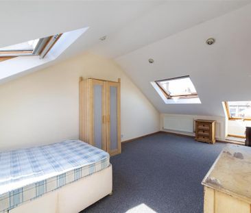 4 bedroom maisonette to rent - Photo 2