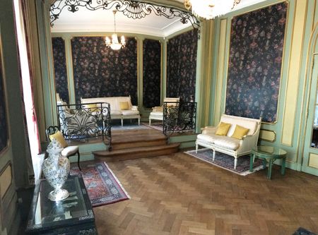 Maison de maitre - for rent - Photo 2