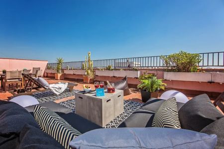 Carrer de Provença, Barcelona, Catalonia 08008 - Photo 3