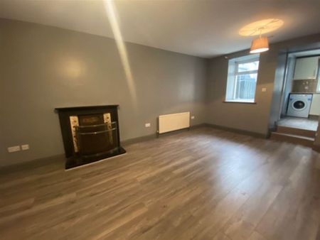 No.1, William Street, Raphoe, County Donegal - Photo 4