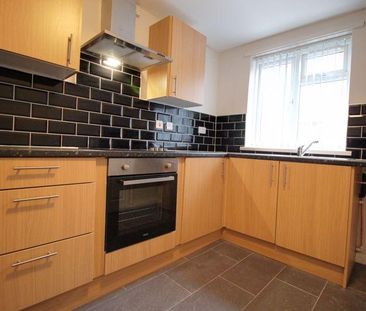 1 bedroom property to rent - Photo 2