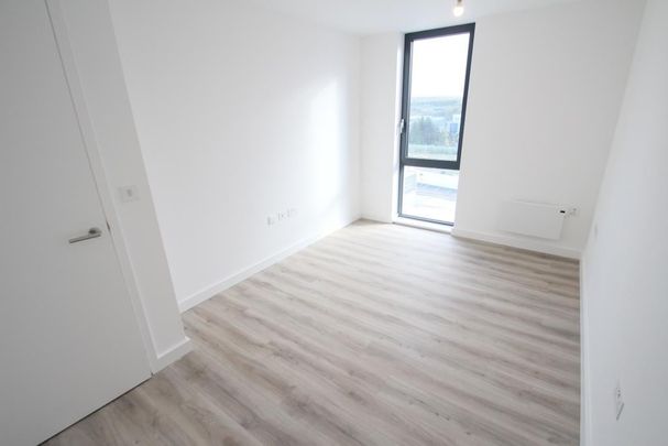 1 Bed Flat, Calibra Court, LU2 - Photo 1