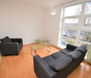 2 bed Apartment for Rent - Photo 2