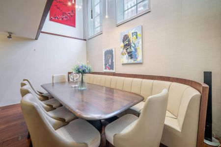 4 bedroom mews to rent - Photo 4