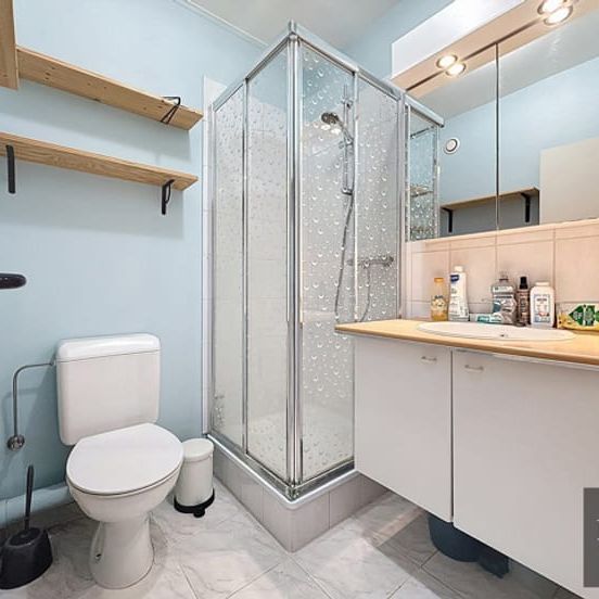 Appartement te huur - Photo 1