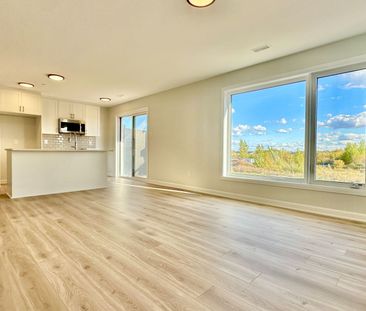 For Lease - 1001 Glenroy Gilbert Drive Unit# 22, Barrhaven, Ontario - Photo 2
