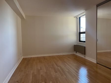 For Lease - 71 Somerset Street Unit# 1006, Ottawa Centre, Ontario - Photo 3